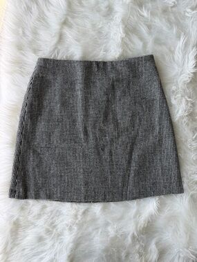Banana Republic Houndstooth Mini Skirt